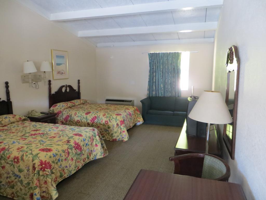 Royal Inn 代托纳海滩 外观 照片