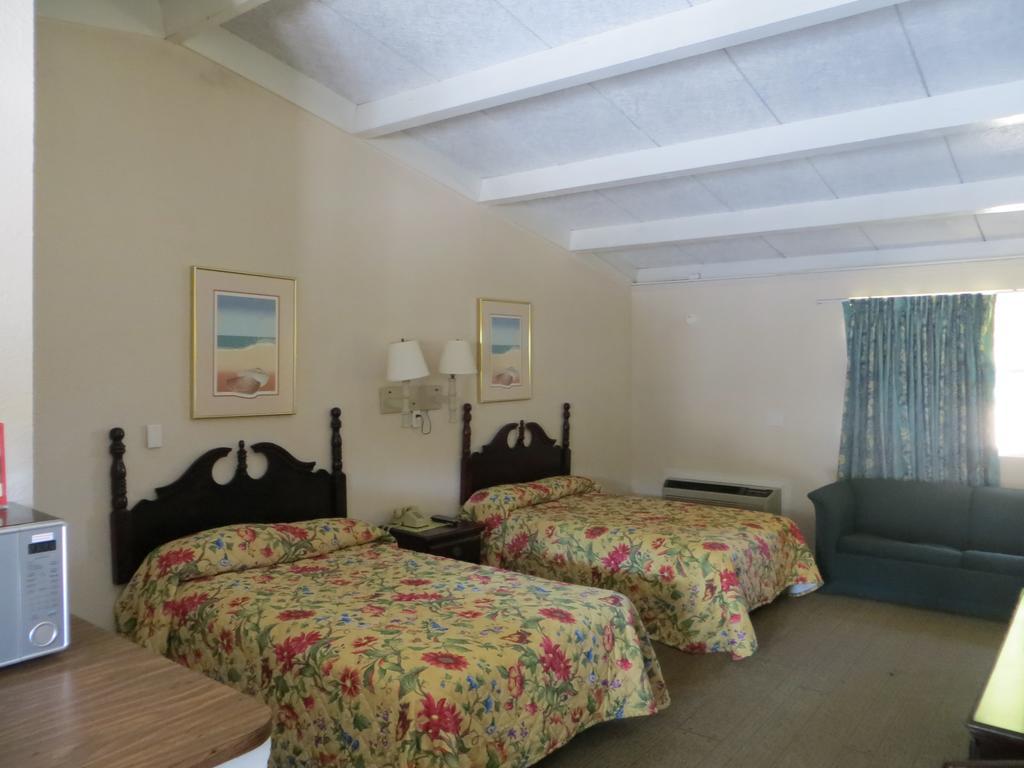Royal Inn 代托纳海滩 外观 照片
