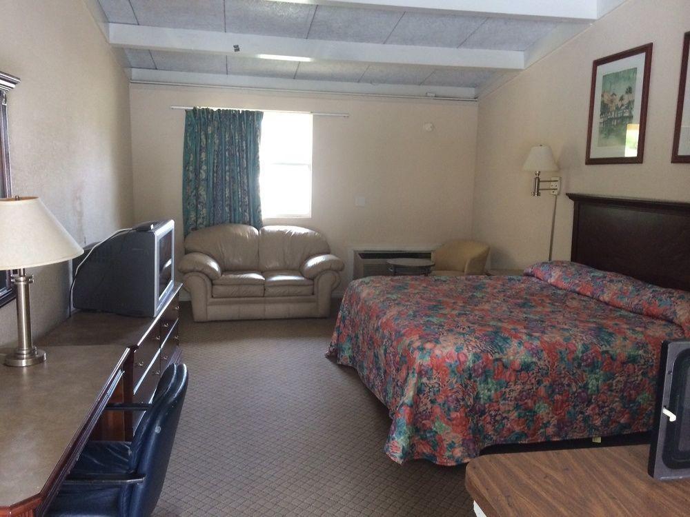 Royal Inn 代托纳海滩 外观 照片