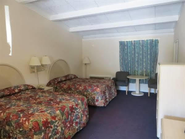 Royal Inn 代托纳海滩 外观 照片